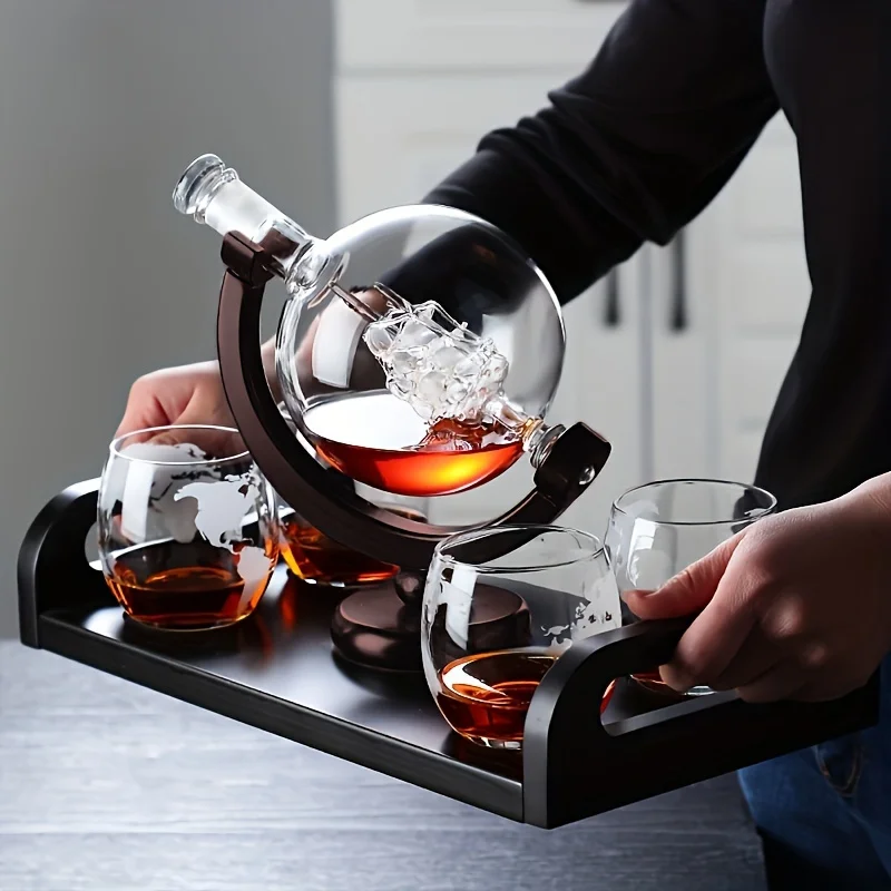Decanter Aerator Set - Globe Shaped Whiskey Decanter Borosilicate Glass