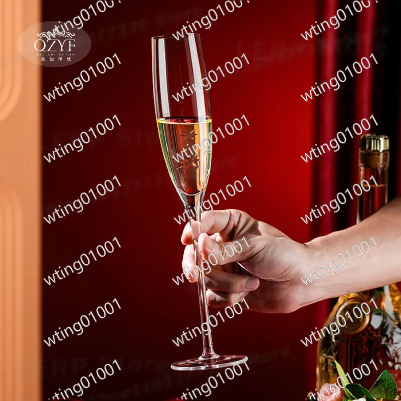 for QZYF Qiuzhi Yifan Hand Car - Champagne Flute Pair recension och pris
